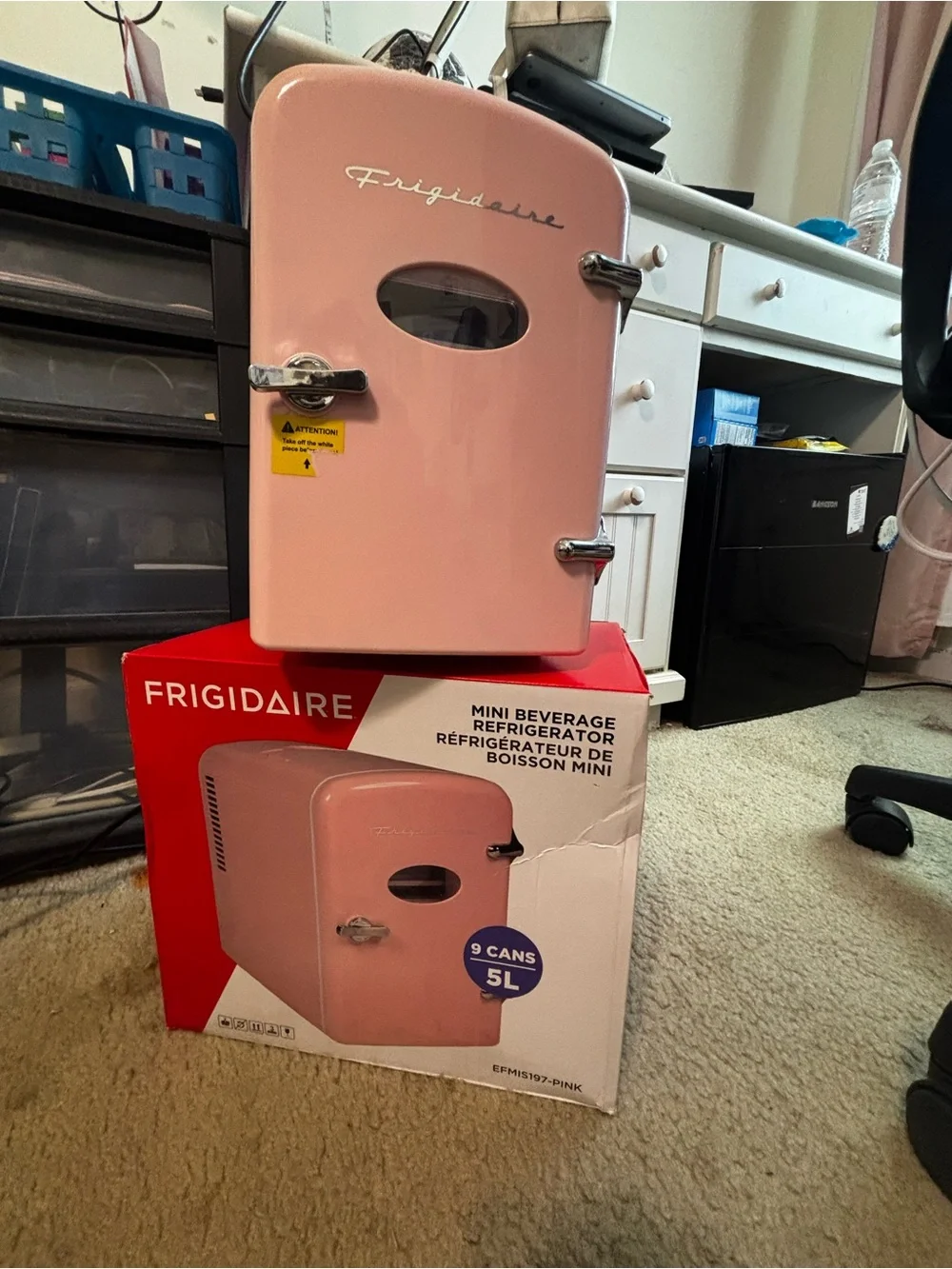 Frigidaire Pink Retro Mini Beverage Refrigerator